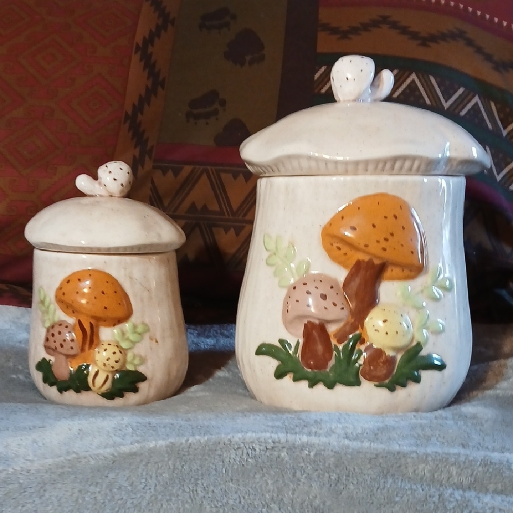 Mushroom Design Ceramic Canister Set